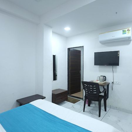 Hotel Season Ахмедабад Экстерьер фото